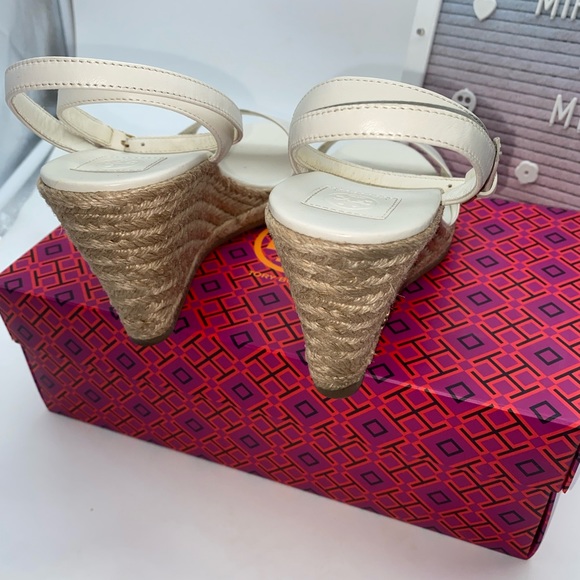 EUC Tory Burch wedge size 9 off white - Picture 4 of 5